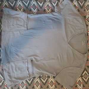 Jaanuu scrub top. Gray XL